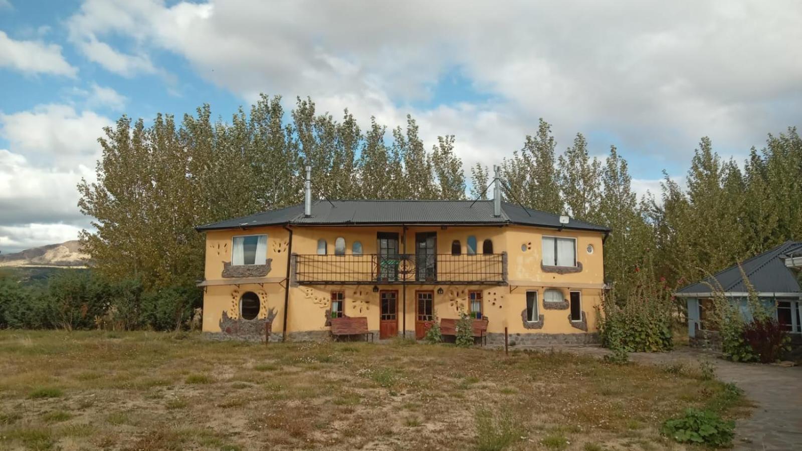 Arriba La Luna - Ecovilla Rural Trevelín Exterior photo